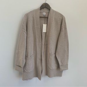 a new day | NWT Cream Oatmeal Cardigan with pockets